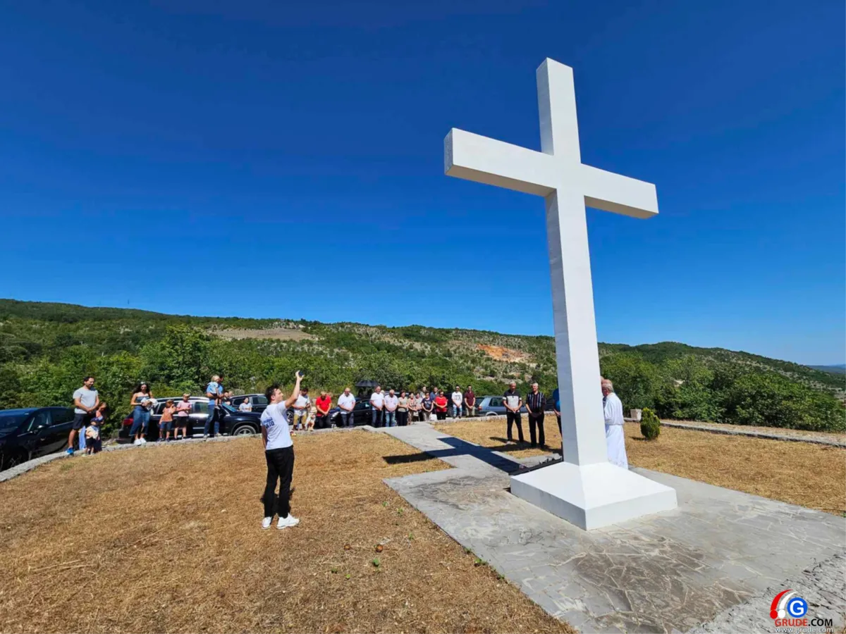 (FOTO) 11. Tolića susreti: Zahvalimo Bogu što su naši stari ostali uspravni i ispravni 29