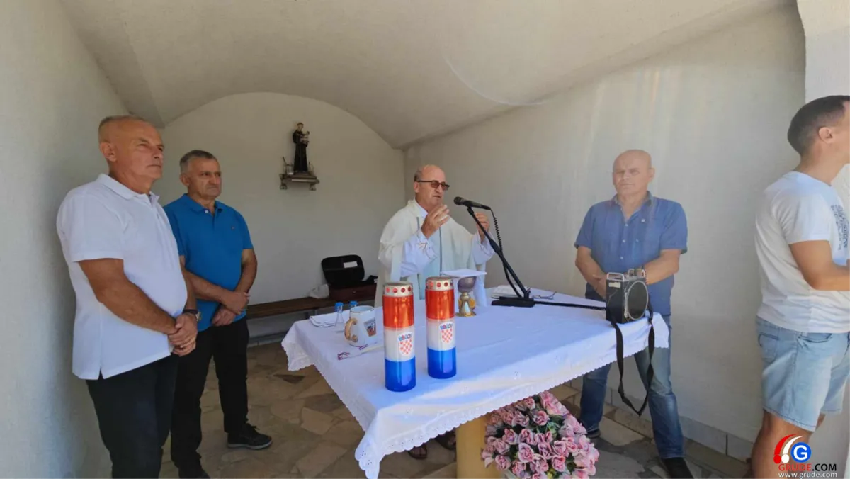 (FOTO) 11. Tolića susreti: Zahvalimo Bogu što su naši stari ostali uspravni i ispravni 5