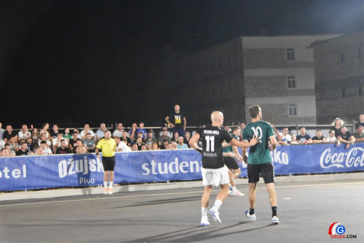 FOTO: Lijeva Obala brani naslov prvaka! Sjajna utakmica Stoca i Ilića u sjeni incidenta 18