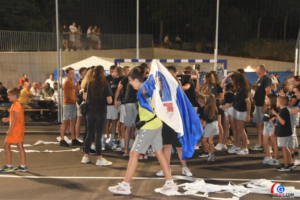 U GRUDAMA ZAVRŠENA LIGA HERCEGOVINE! HVALA SVIMA (FOTO) 22
