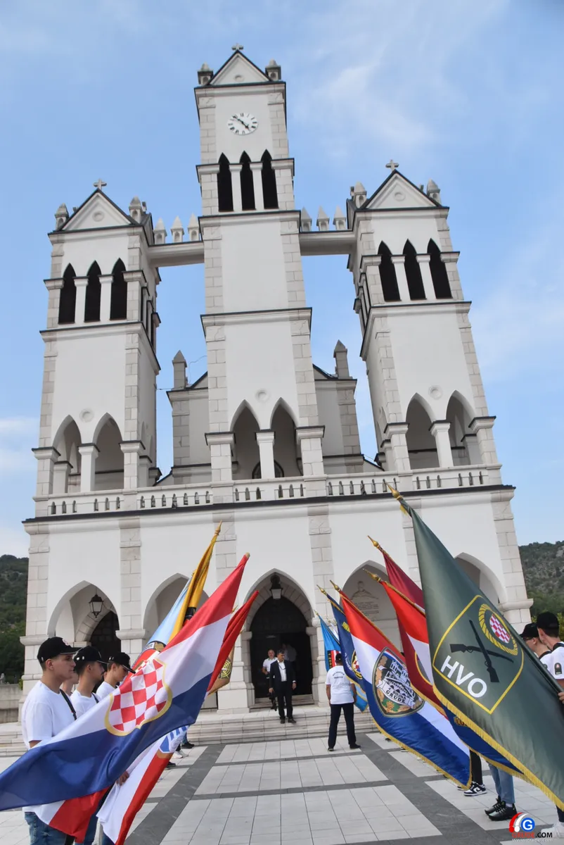 Fra Stanko Pavlović: Herceg Bosna ima dalekosežno značenje koje nas obvezuje (FOTOGALERIJA iz crkve svete Kate) 13