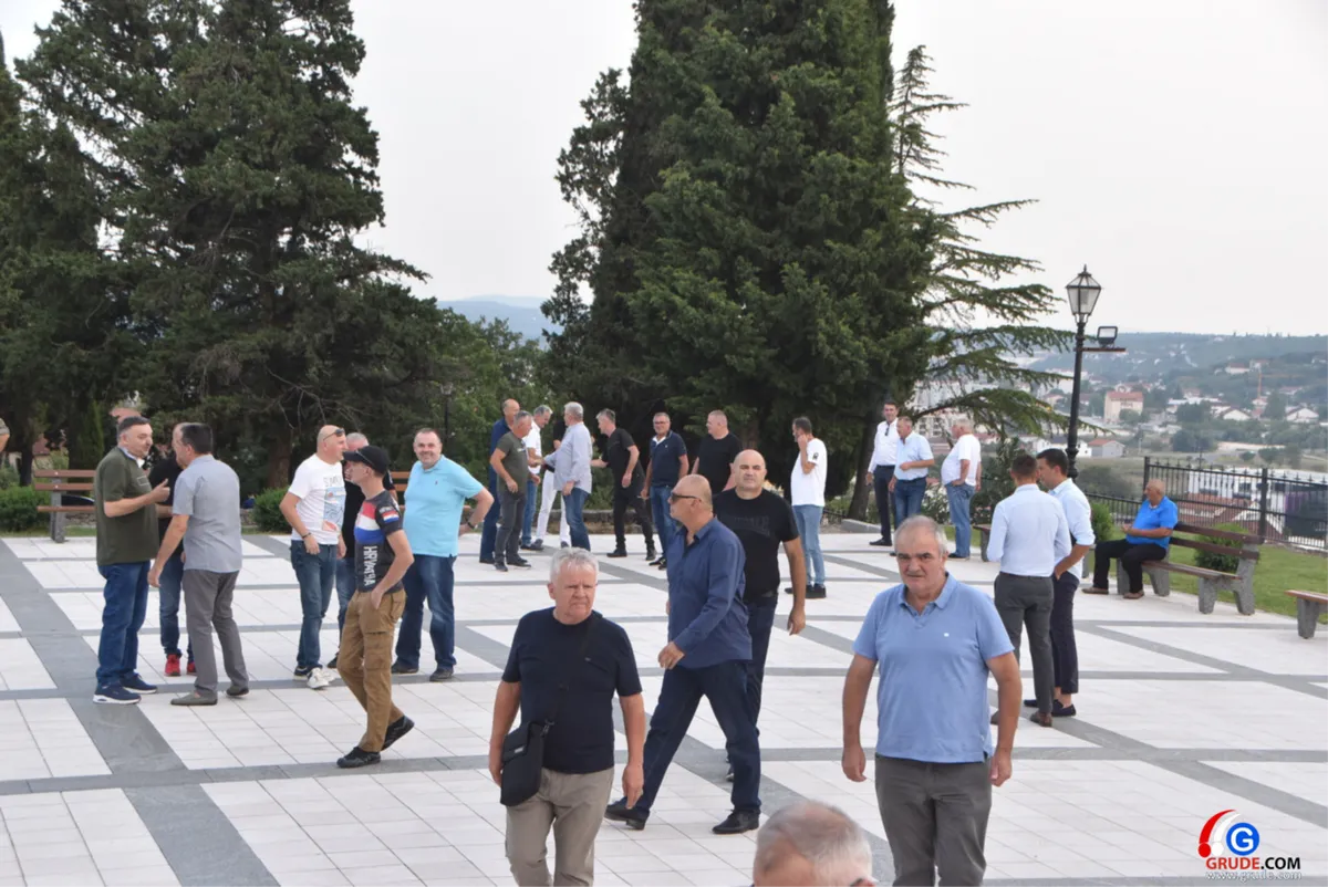 Fra Stanko Pavlović: Herceg Bosna ima dalekosežno značenje koje nas obvezuje (FOTOGALERIJA iz crkve svete Kate) 14