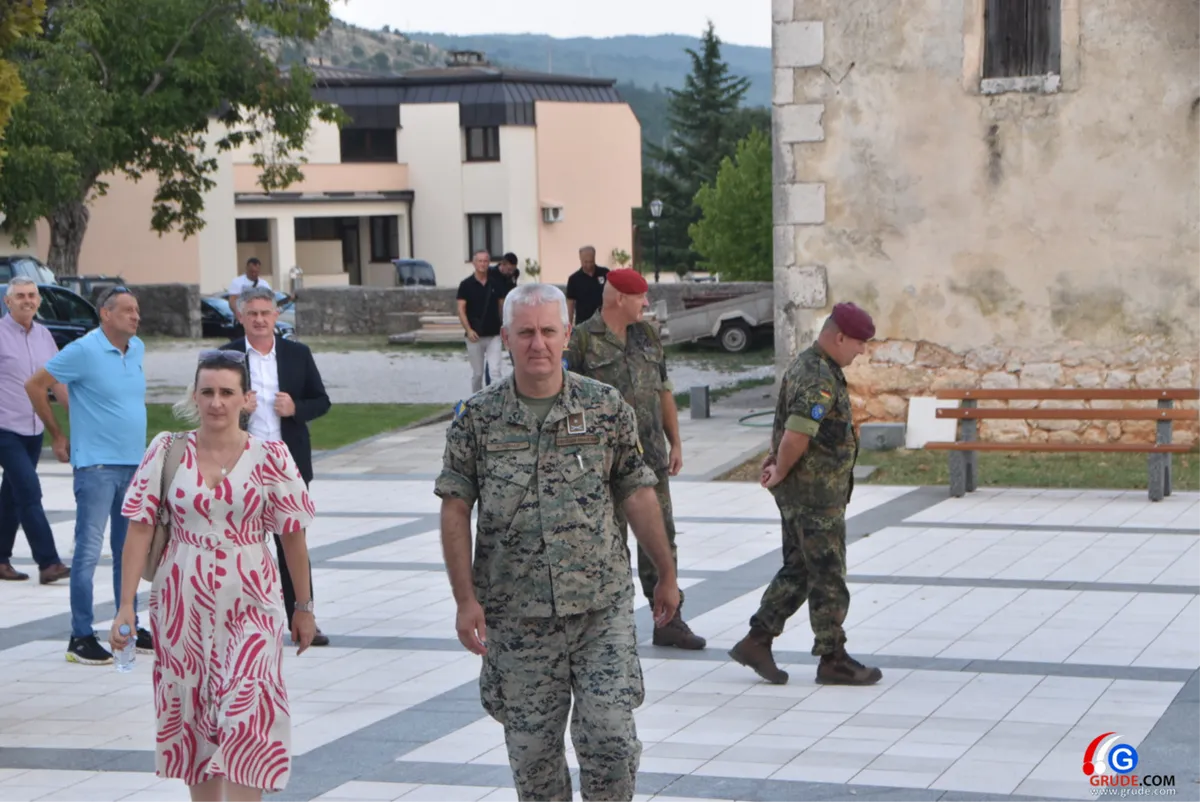 Fra Stanko Pavlović: Herceg Bosna ima dalekosežno značenje koje nas obvezuje (FOTOGALERIJA iz crkve svete Kate) 19