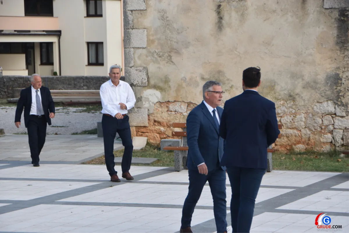 Fra Stanko Pavlović: Herceg Bosna ima dalekosežno značenje koje nas obvezuje (FOTOGALERIJA iz crkve svete Kate) 21