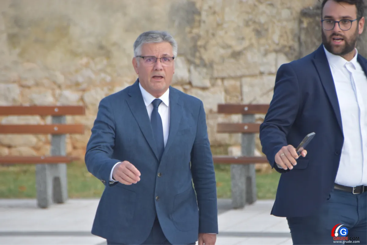 Fra Stanko Pavlović: Herceg Bosna ima dalekosežno značenje koje nas obvezuje (FOTOGALERIJA iz crkve svete Kate) 23