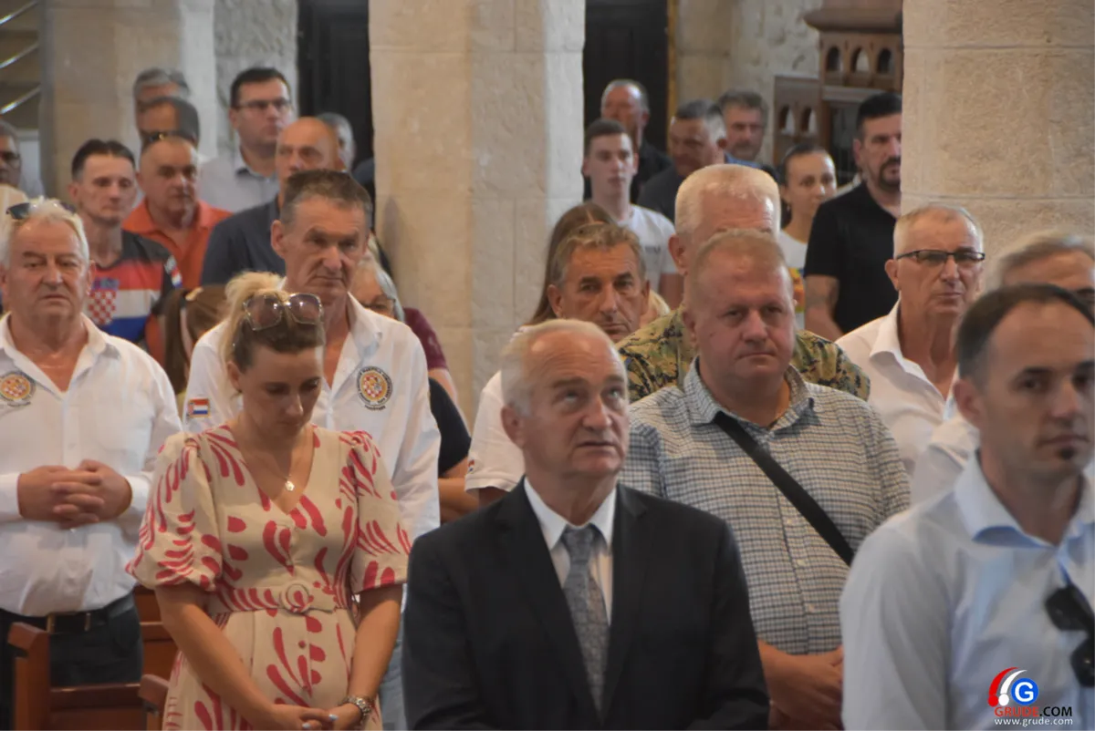 Fra Stanko Pavlović: Herceg Bosna ima dalekosežno značenje koje nas obvezuje (FOTOGALERIJA iz crkve svete Kate) 32