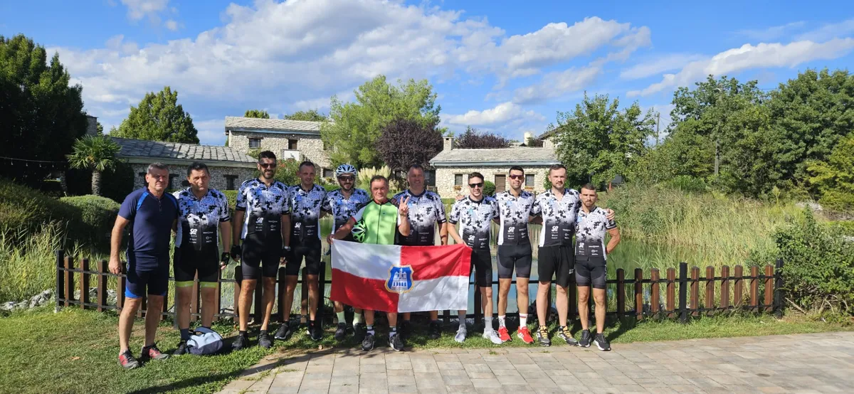 FOTO: Grudski biciklisti sudjelovali u rekreativnoj turi ''Biciklom kroz vinograde i podrume Brotnja''