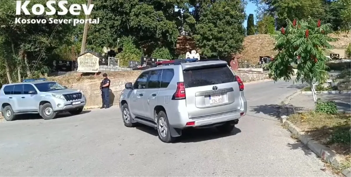 TERORISTIČKI NAPAD NA KOSOVU: Ubijen policajac, jake policijske snage na terenu, mještani ne izlaze iz kuća