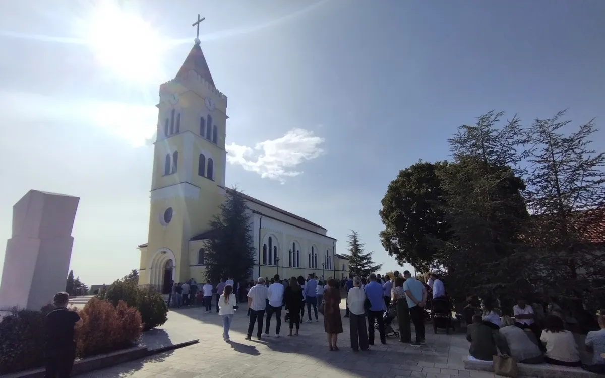 Na Ledincu proslavljen blagdan sv. Male Terezije FOTO 1