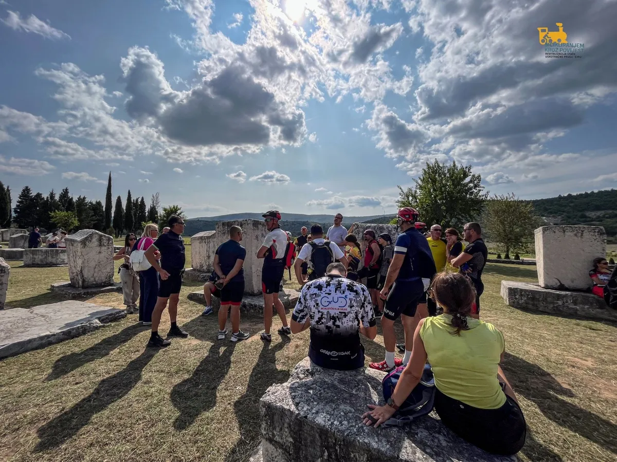 Posljednja Ćiro biciklijada u 2023 godini promovirala cikloturističke potencijale grada Stoca FOTO 1