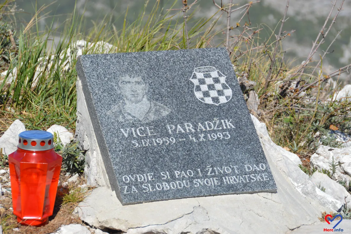FOTOREPORTAŽA: Vrdi su i dalje 'Vrata Vatikana', ni 30 godina poslije ne zaboravlja se stradale heroje 35