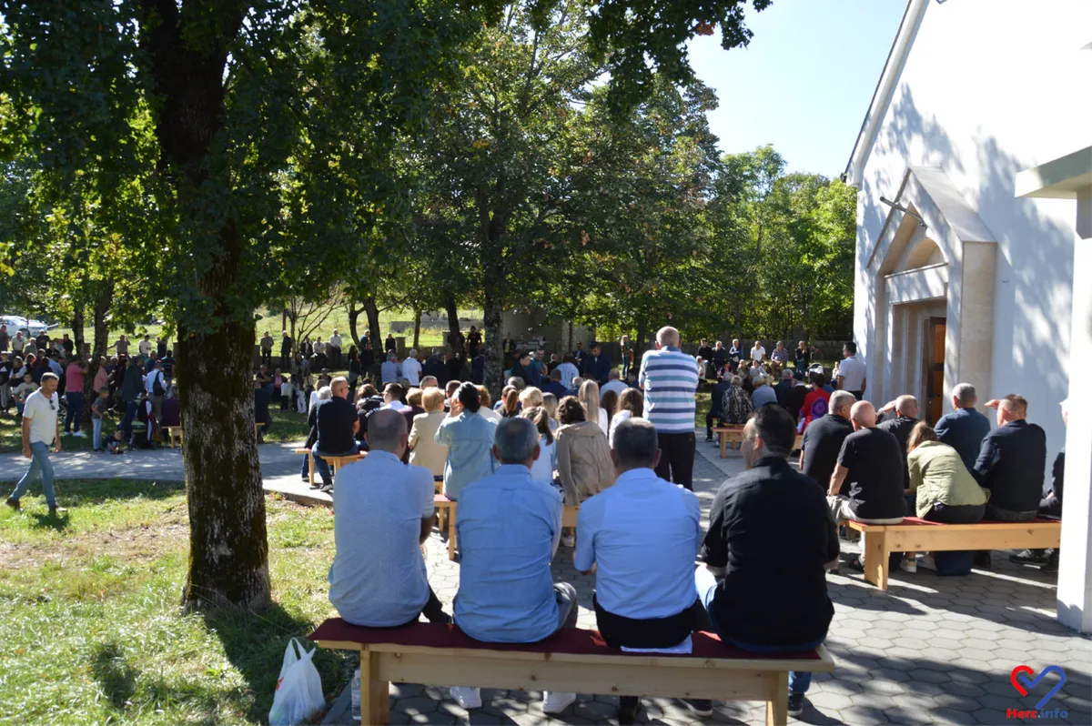 FOTOREPORTAŽA: Vrdi su i dalje 'Vrata Vatikana', ni 30 godina poslije ne zaboravlja se stradale heroje 8