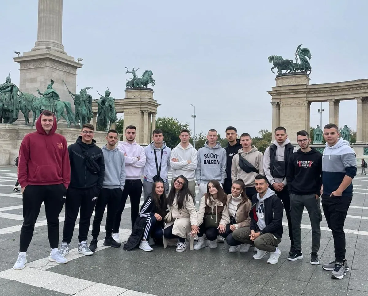 FOTO: EKSKURZIJA UČENIKA SREDNJE ŠKOLE! Vratili se živi i zdravi - i prepuni dojmova 11