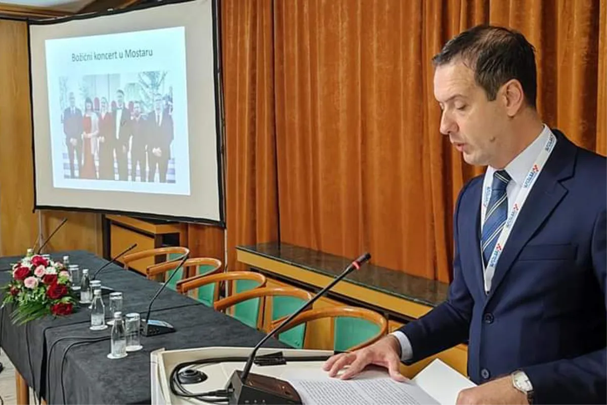 Nikola Čiča ostaje predsjednik Hrvatskog kulturnog društva Napredak