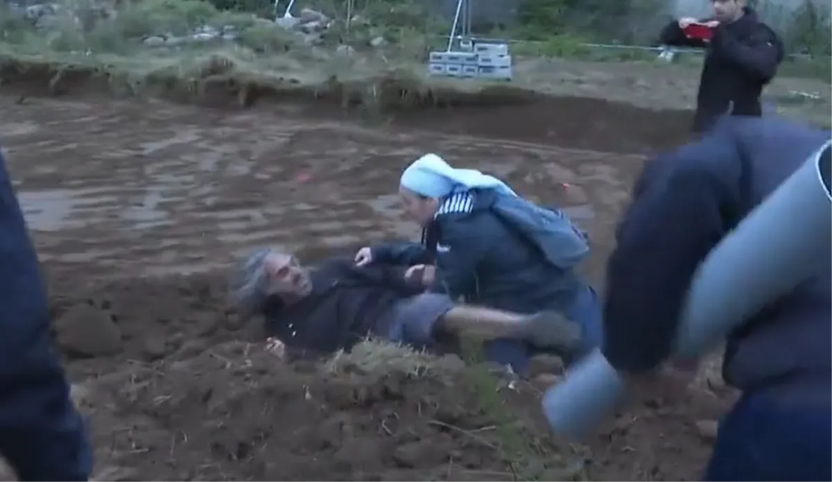 VIDEO Časna izgubila živce i bacila se na aktivista koji je sprečavao gradnju crkve