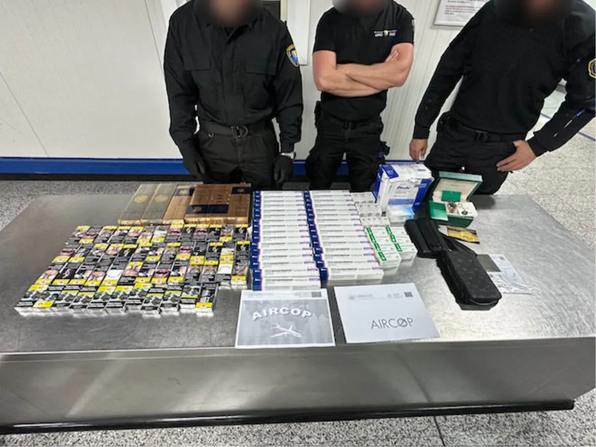 FOTO: Kinezi i Turci pokušali u BiH unijeti Rolex, cigarete, steroide i anabolike... 1