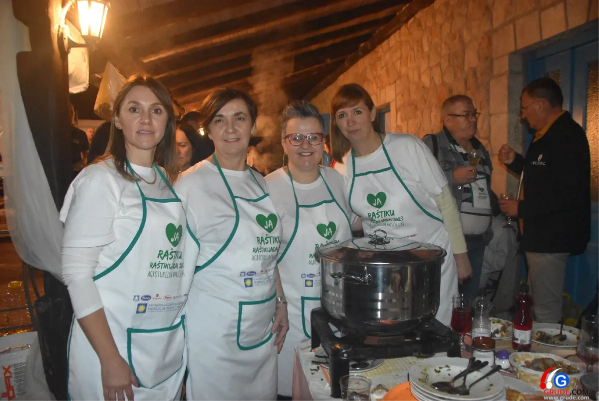 FOTO: Učiteljice i Filipo dominirali na Raštikijadi, Dječji vrtić Grude najinovativniji 19