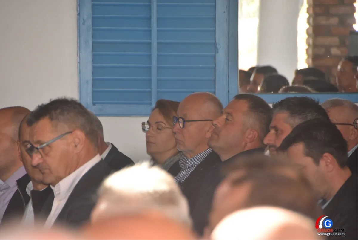 FOTOGALERIJA: SUSRET GOSPODARSTVENIKA U GRUDAMA! Prihodi premašili milijardu KM! Čović: ZHŽ je najjača županija 32