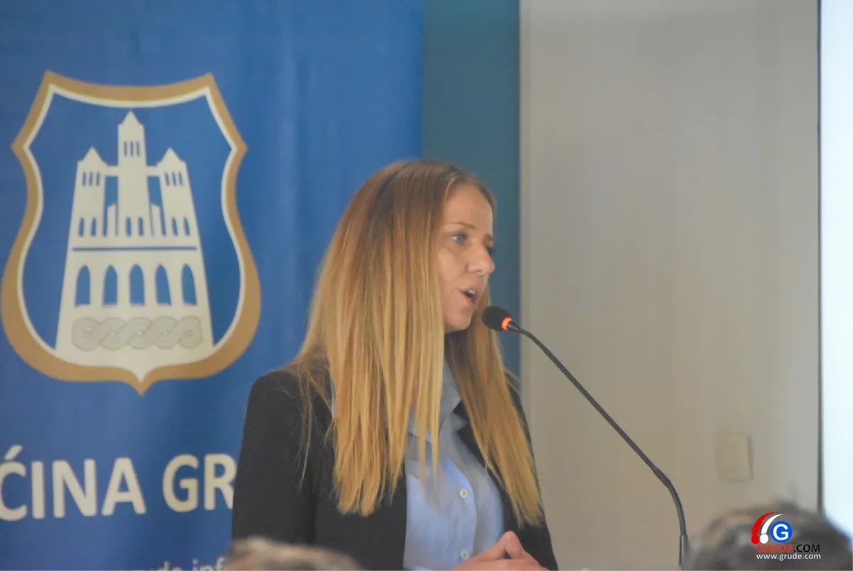 FOTOGALERIJA: SUSRET GOSPODARSTVENIKA U GRUDAMA! Prihodi premašili milijardu KM! Čović: ZHŽ je najjača županija 35