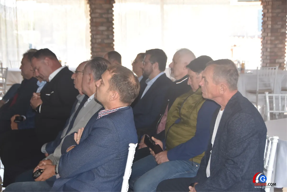 FOTOGALERIJA: SUSRET GOSPODARSTVENIKA U GRUDAMA! Prihodi premašili milijardu KM! Čović: ZHŽ je najjača županija 29