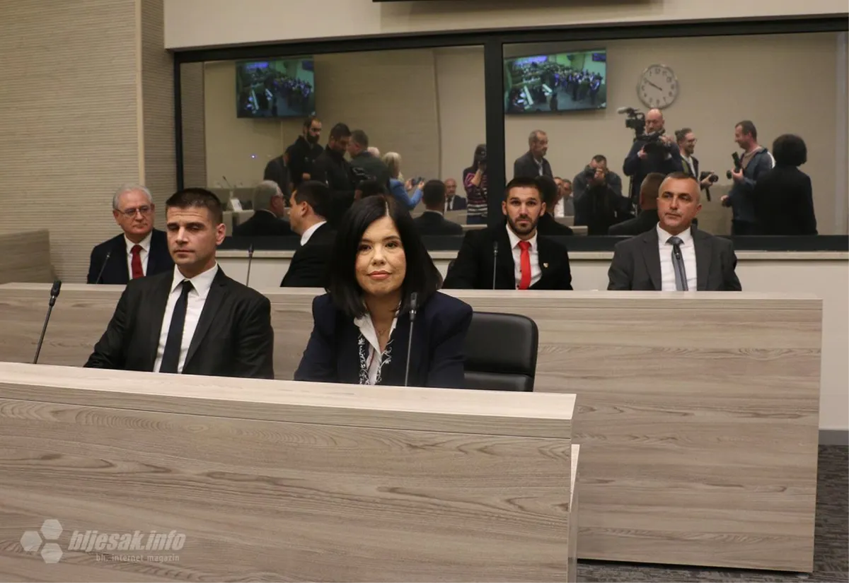 Evo tko su i što rade novi ministri u Vladi HNŽ-a