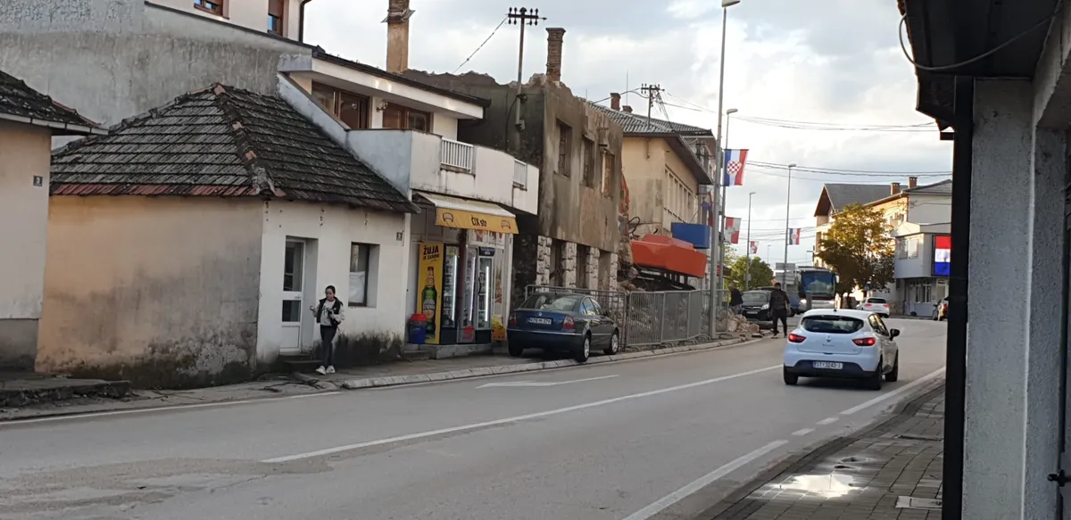 FOTO/VIDEO: Konačni kraj zgrade koja je bila strah i trepet u onim, a bome i u ovim vremenima 1