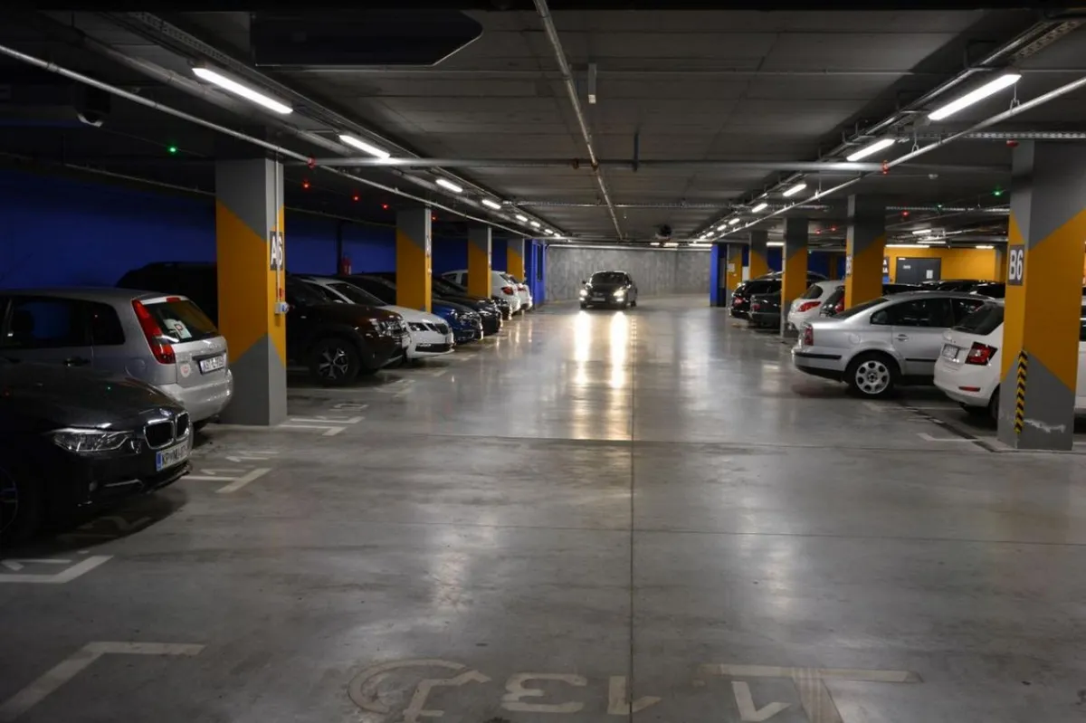 Mostar planira izgraditi devet javnih garaža s 3.500 parkirališnih mjesta