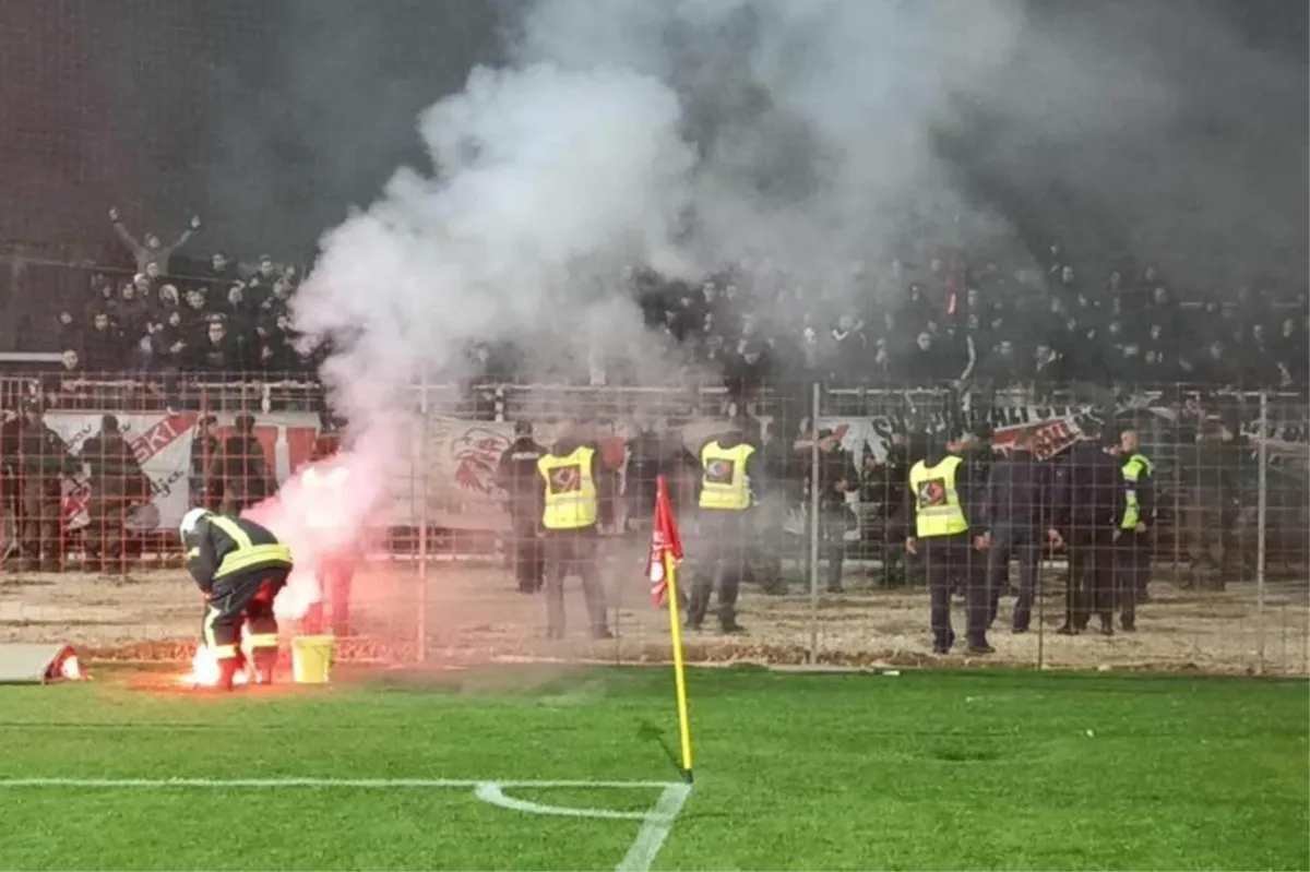 Pokrenut postupak protiv vatrogasca koji je bakljom gađao navijače Zrinjskog