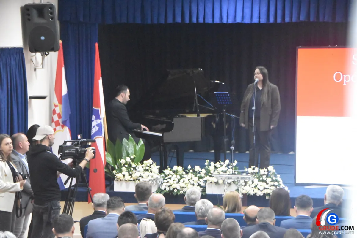 FOTO: Grude su danas središte hrvatskog naroda u BiH! BOSNE I HERCEGOVINE NEMA BEZ HRVATA! 5