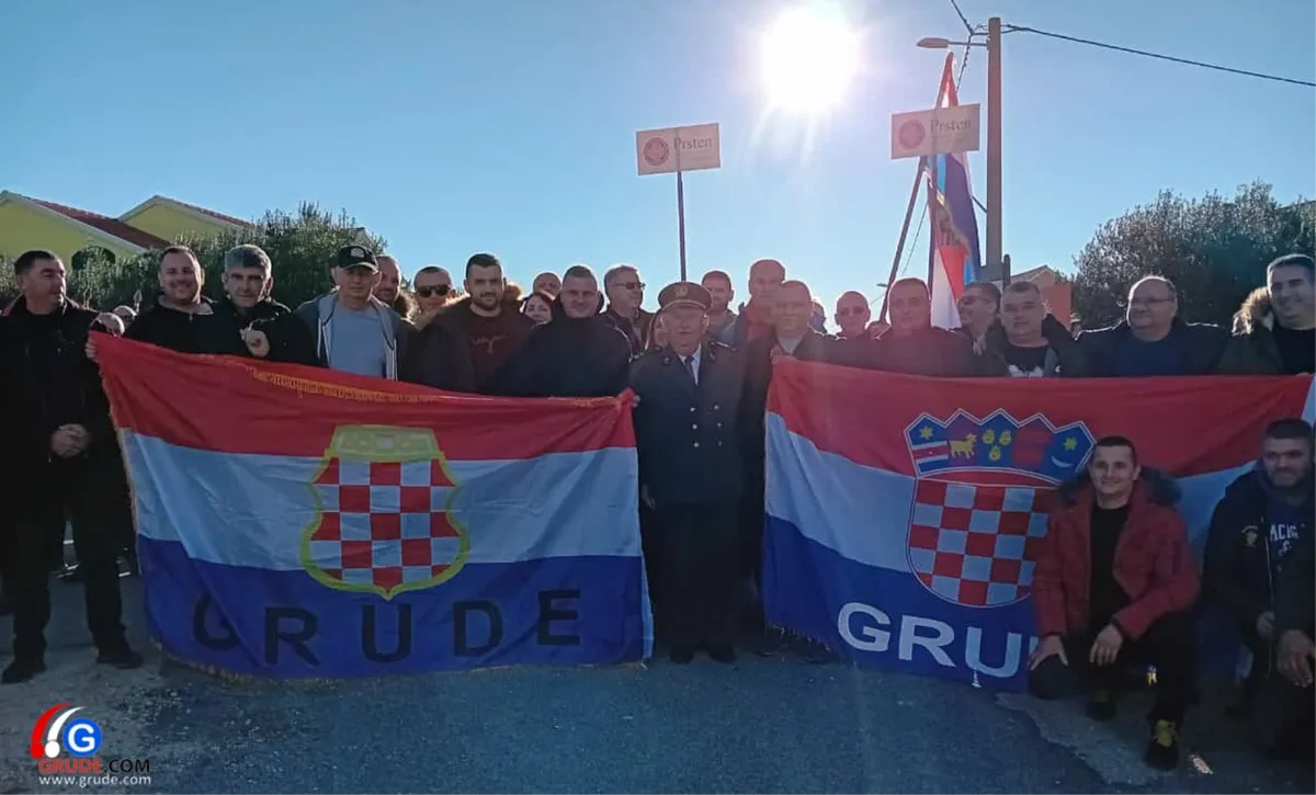 FOTO: Gruđani u Škabrnji na obilježavanju 32 godine od zločina za kojeg je odgovarala samo medicinska sestra!