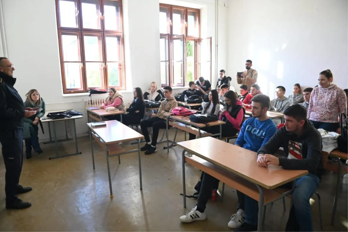 MUP ŽZH provodi kampanju ''POŠTUJ ŽIVOT – NE ORUŽJE'' 2