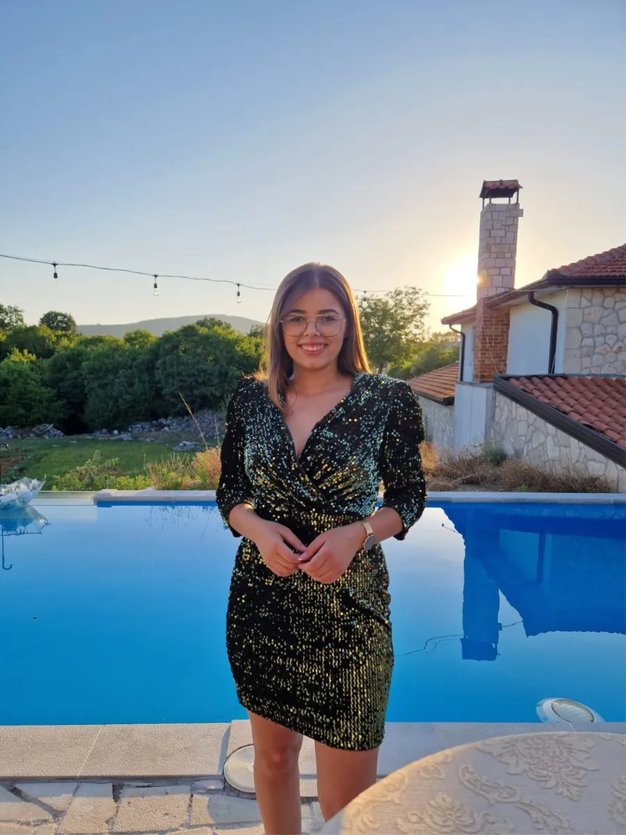 Mlada Gruđanka Ljubica Ančić pokrenula posao s haljinama! Traže je iz Hercegovine, Dalmacije... 11
