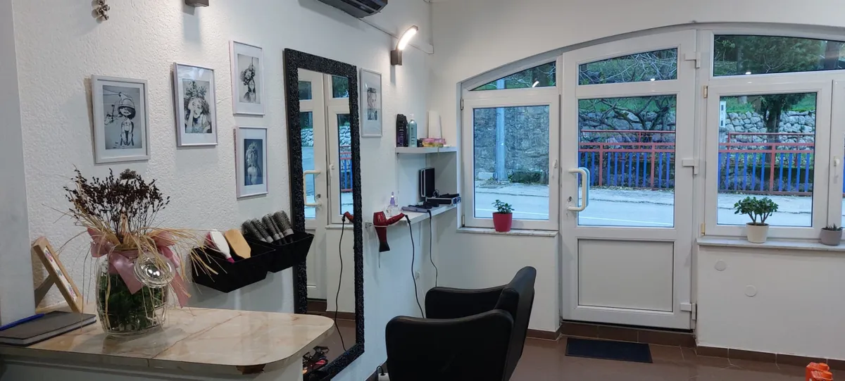 FOTO: U Drinovcima otvoren frizerski salon JG 8