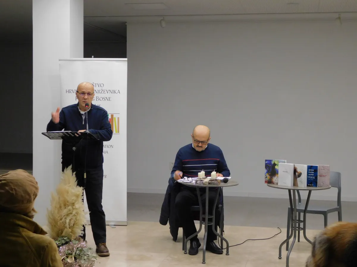 Adventska književna večer DHK HB 2