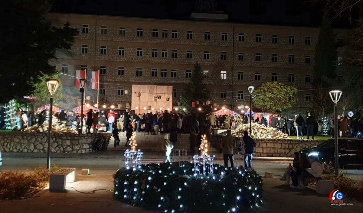 Izvrsna prva večer humanitarnog Adventa u Grudama - Božić svima