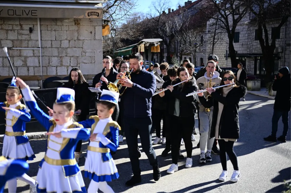 Imotski: Mačkare preuzele ključeve Grada: ''Bit će vam ko i nama!'' 3
