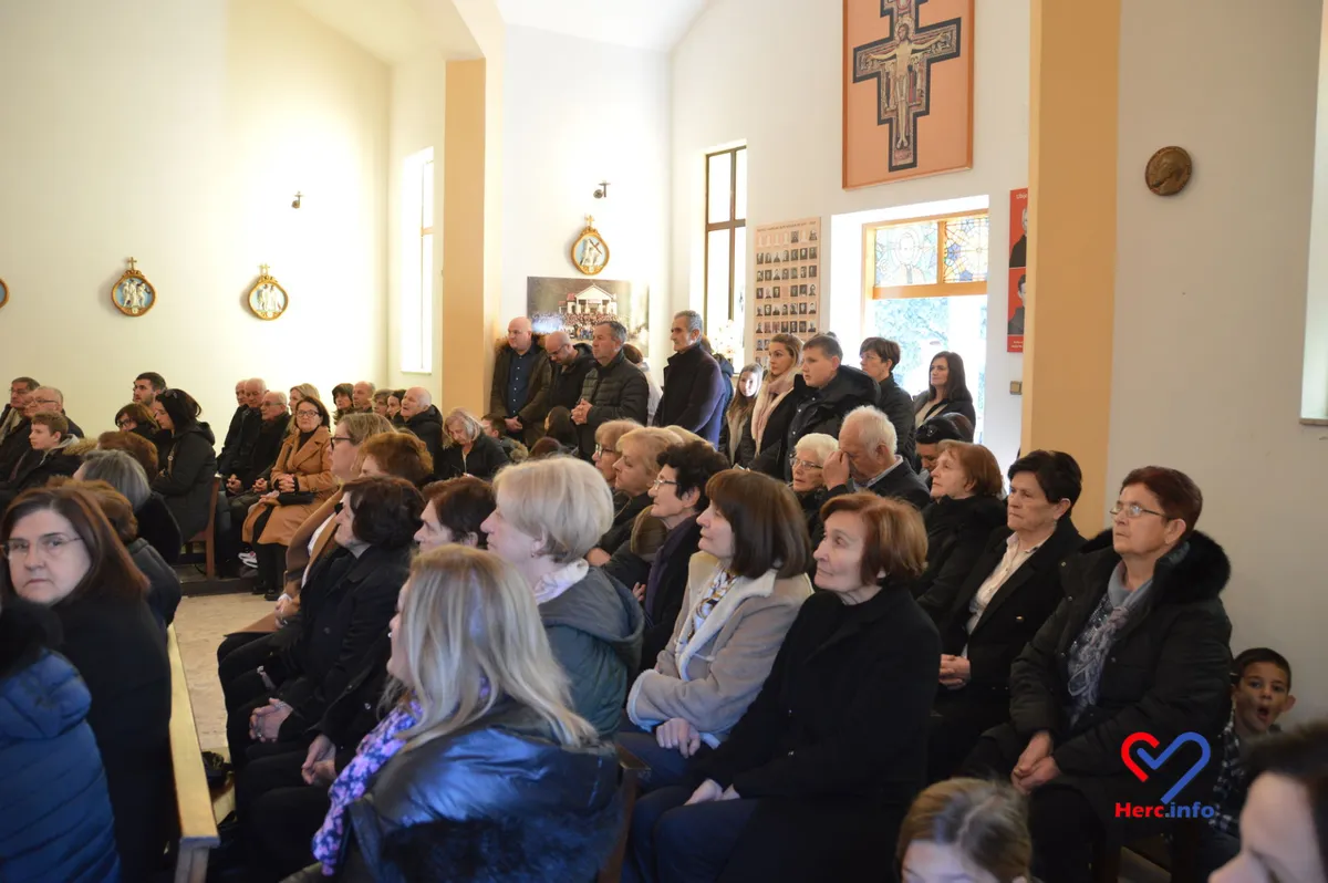 Na Podvraniću svečano proslavljeno Stepinčevo FOTO 12