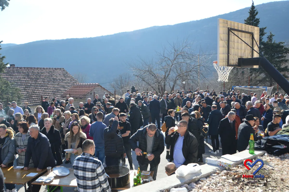 Na Podvraniću svečano proslavljeno Stepinčevo FOTO 19