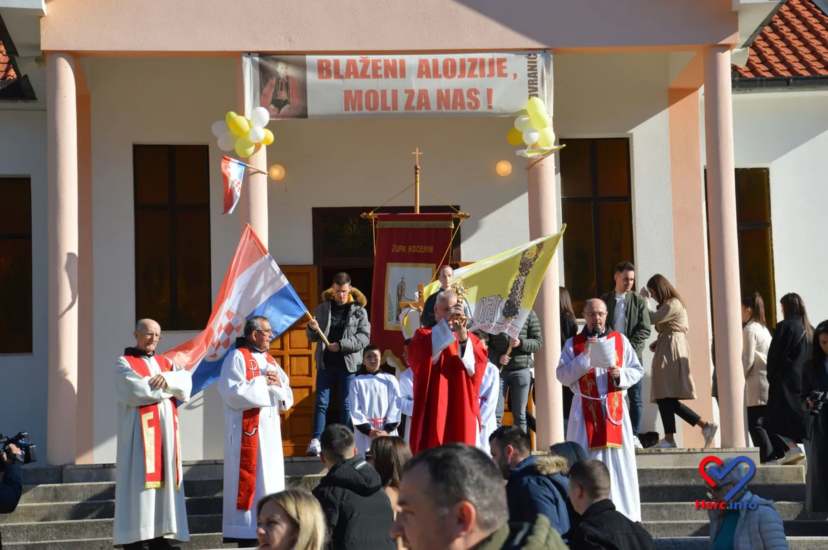 Na Podvraniću svečano proslavljeno Stepinčevo FOTO 9