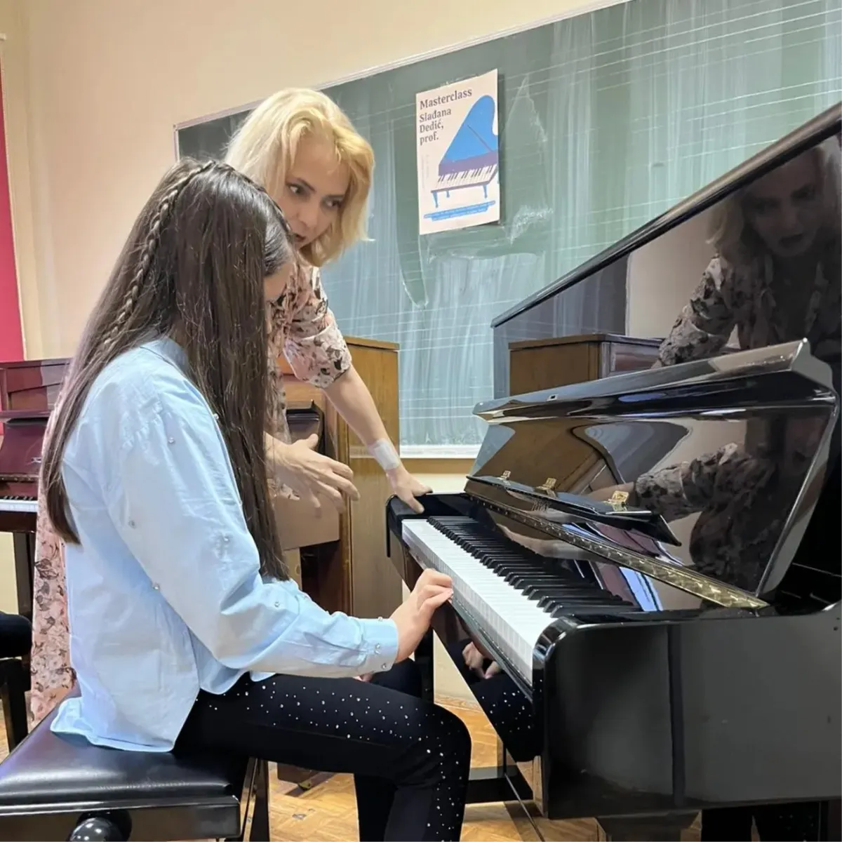 FOTO: Profesorica Slađana Dedić održala trodnevni seminar u Glazbenoj školi Grude 8