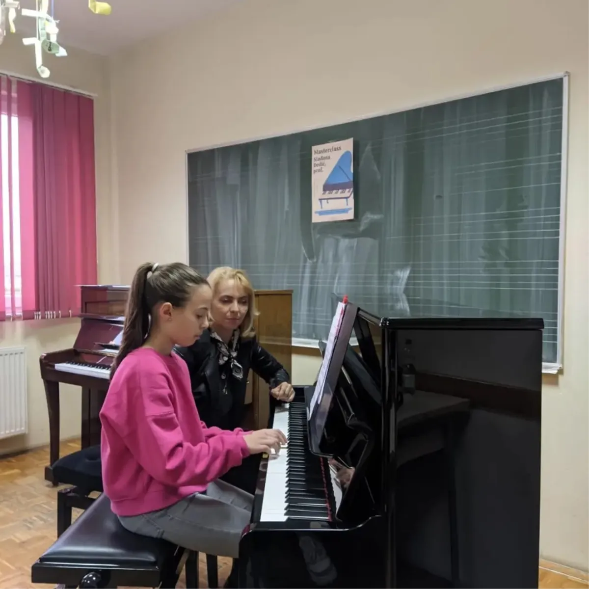 FOTO: Profesorica Slađana Dedić održala trodnevni seminar u Glazbenoj školi Grude 1