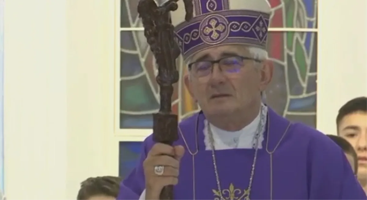 Monsinjora Željka Majića ganula pjesma koju mu je napisao Petar Majić! U rodnom kraju duhovno se okrijepio i vratio u Banja Luku