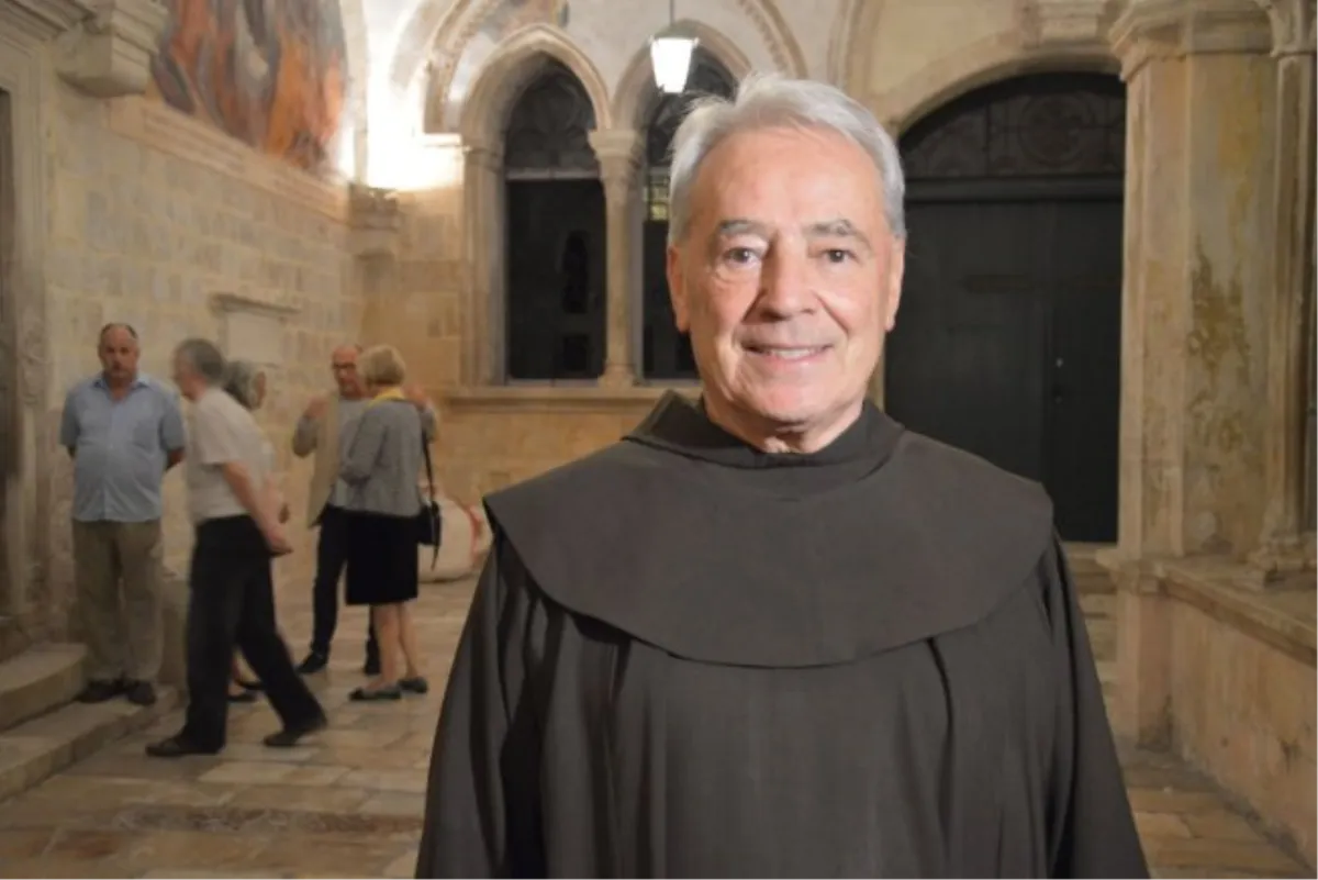 Odlazak znamenitog fratra iz Rakitna! Napustio nas je fra Rafael Romić
