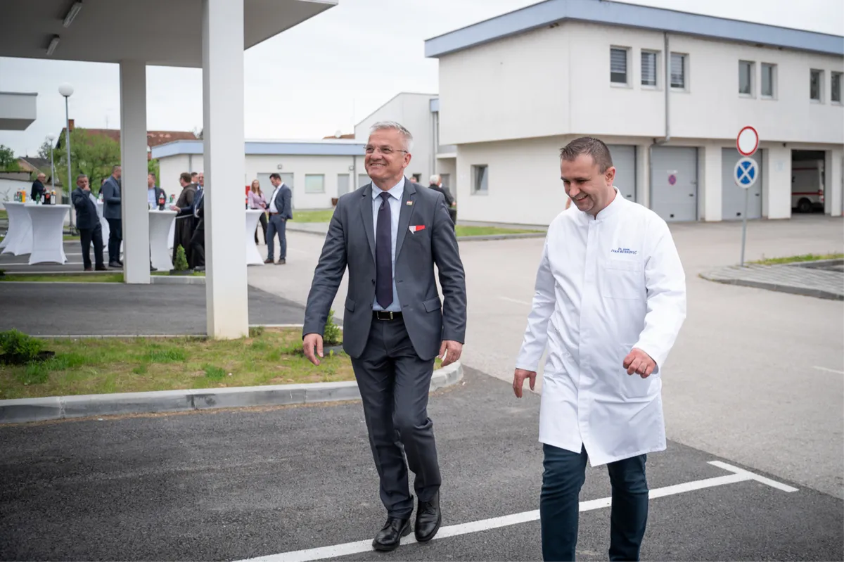 (FOTO) Zvonko Milas u Orašju: Projekti koje zajedno radimo jamče opstojnost ljudi 4