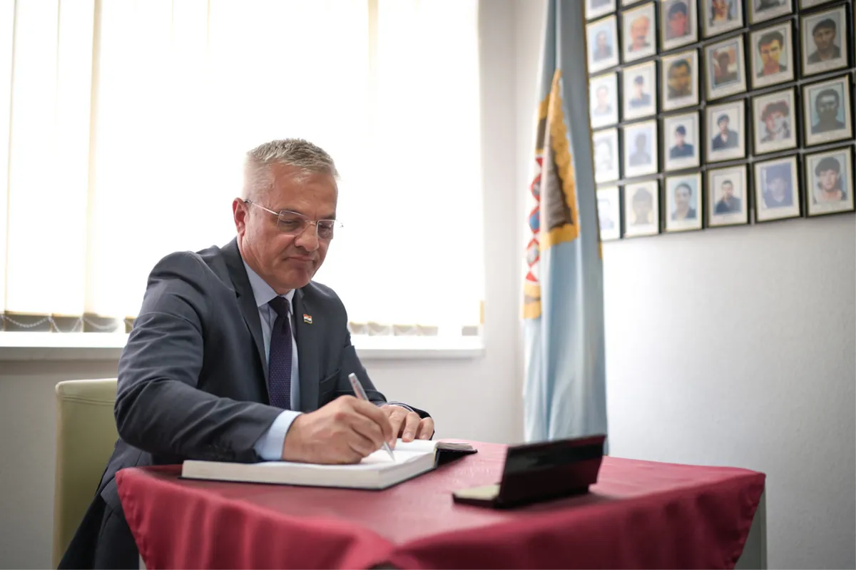 (FOTO) Zvonko Milas u Orašju: Projekti koje zajedno radimo jamče opstojnost ljudi 5