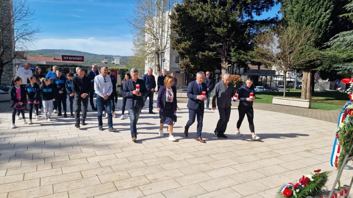 Održan 13. memorijalni, međunarodni rukometni turnir  ''Žrtve Kupresa ’92'' FOTO 4