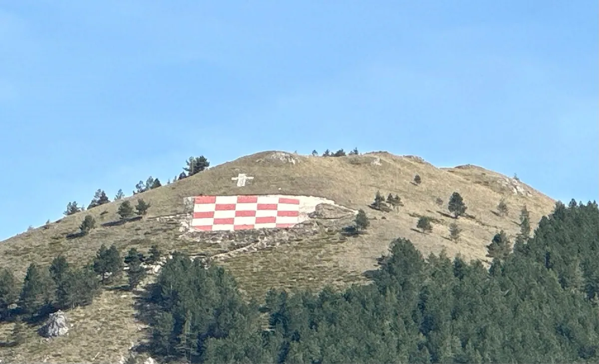Kupres - Obilježena 32. obljetnica stradanja, otkriven i novi spomenik FOTO 10