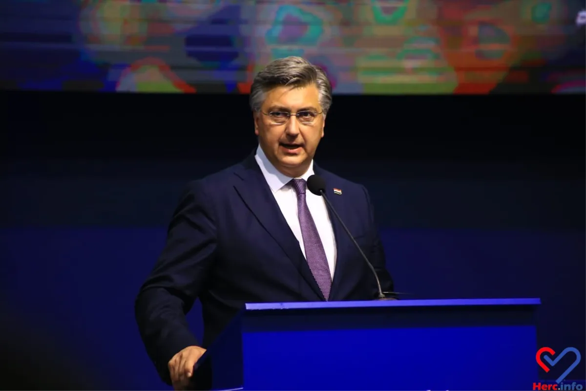 FOTO: Otvoren je 25. Međunarodni sajam u Mostaru! Plenković održao govor! Šalju se snažne poruke  1