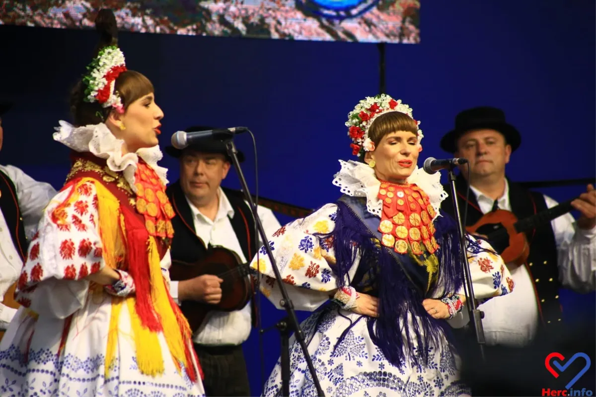 FOTO: Otvoren je 25. Međunarodni sajam u Mostaru! Plenković održao govor! Šalju se snažne poruke  16