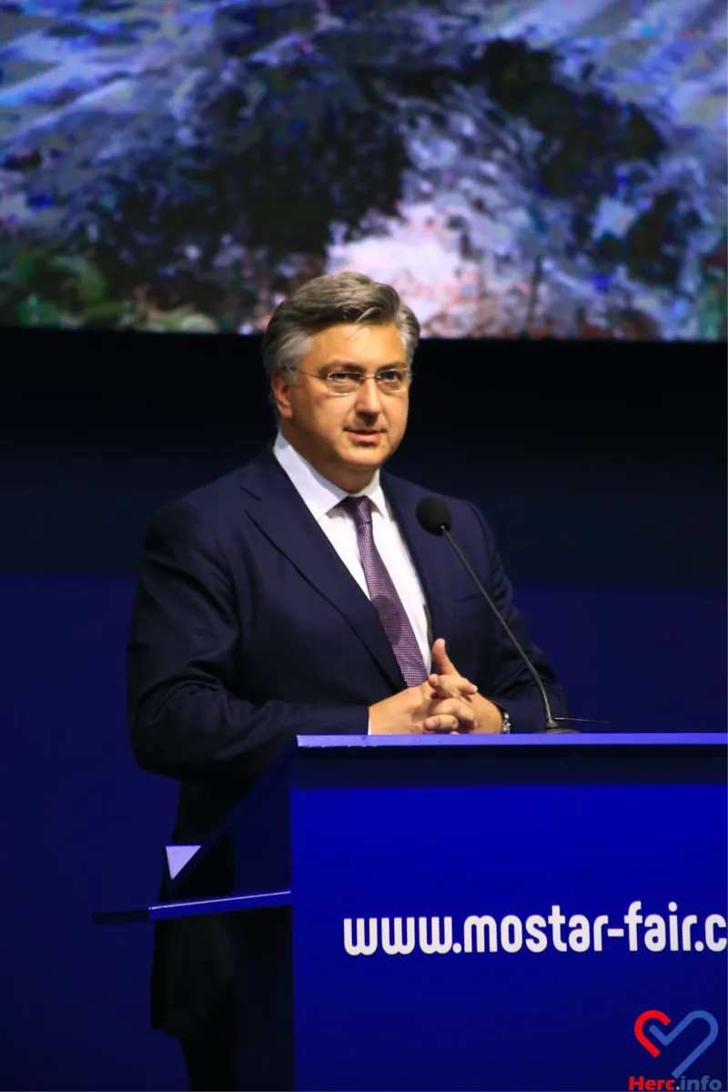 FOTO: Otvoren je 25. Međunarodni sajam u Mostaru! Plenković održao govor! Šalju se snažne poruke  3